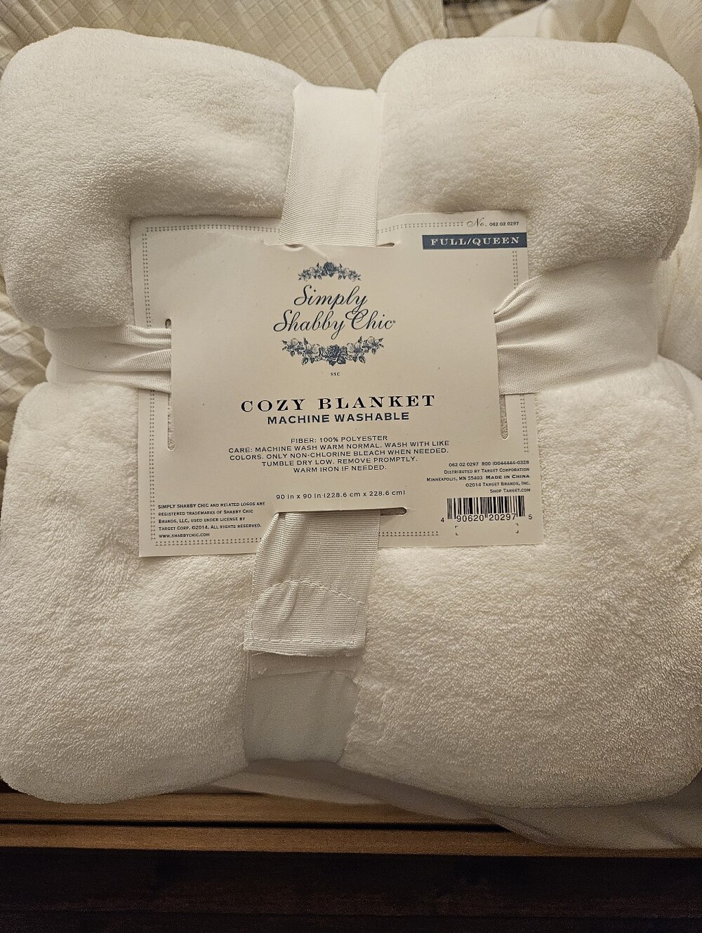Target Simply Shabby Chic Cozy Blanket - White (Full/Queen) Brabd New!!